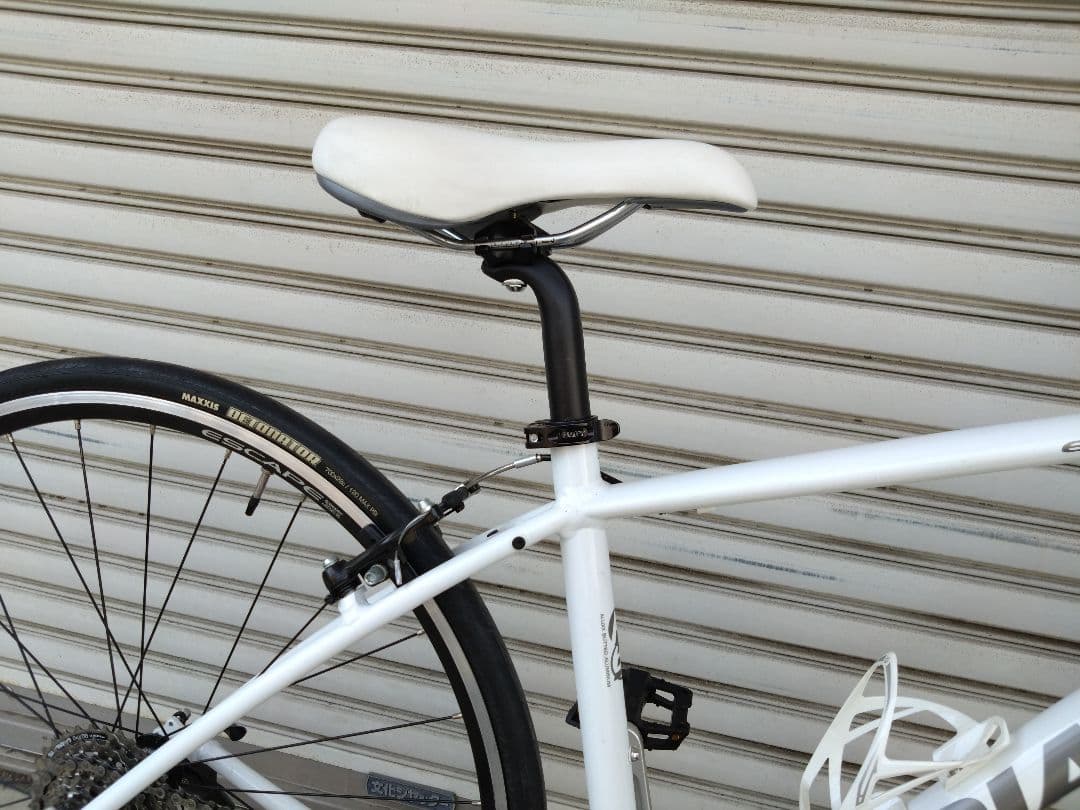 ジャイアント　GIANT　エスケープR３　Escape　R３　神奈川　引取限定