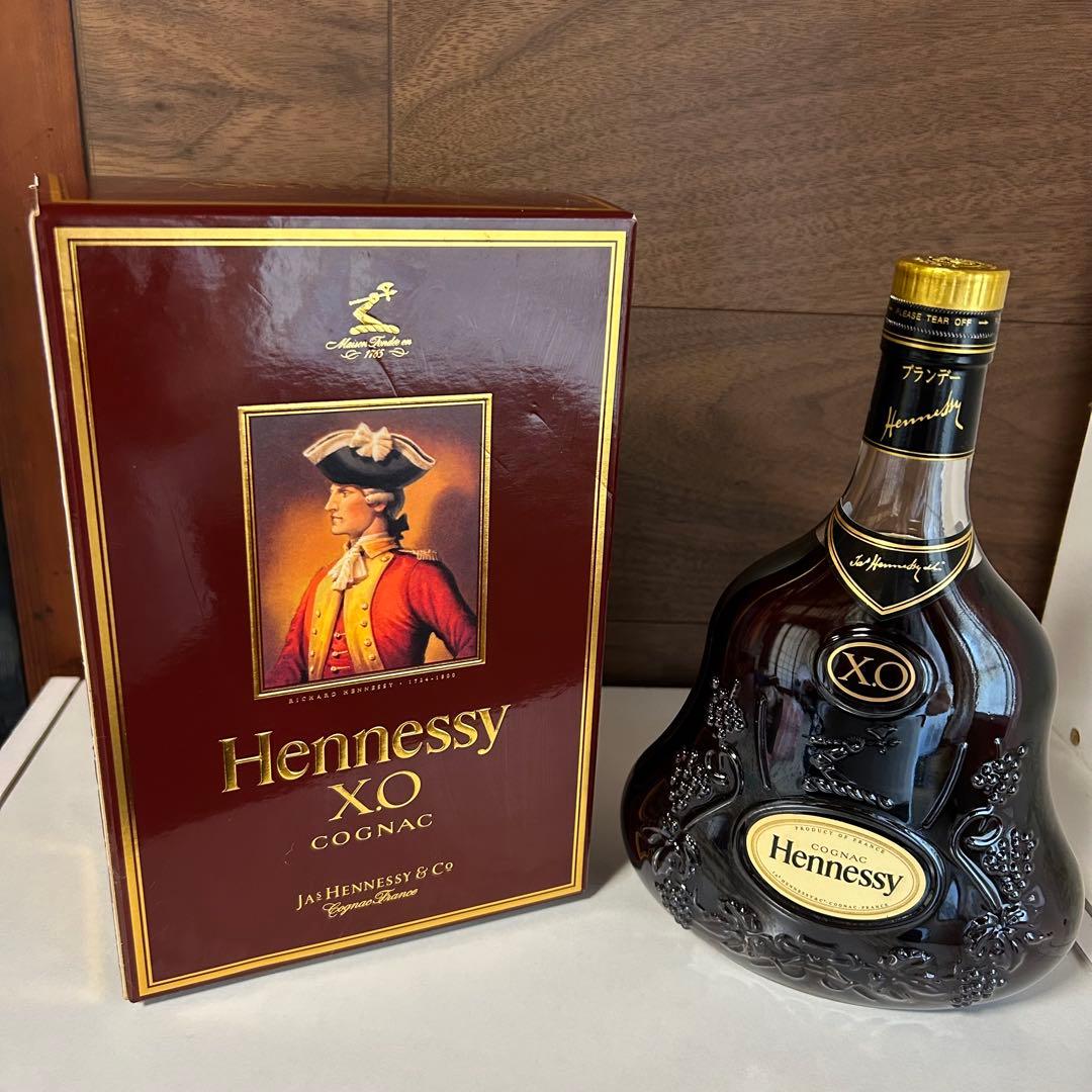 【未開封】Hennessy XO コニャック 700ml 金キャップ（箱付き）