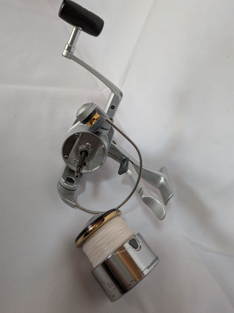 初代BBX―TECHNIUM3000スピニングレバーブレーキリール