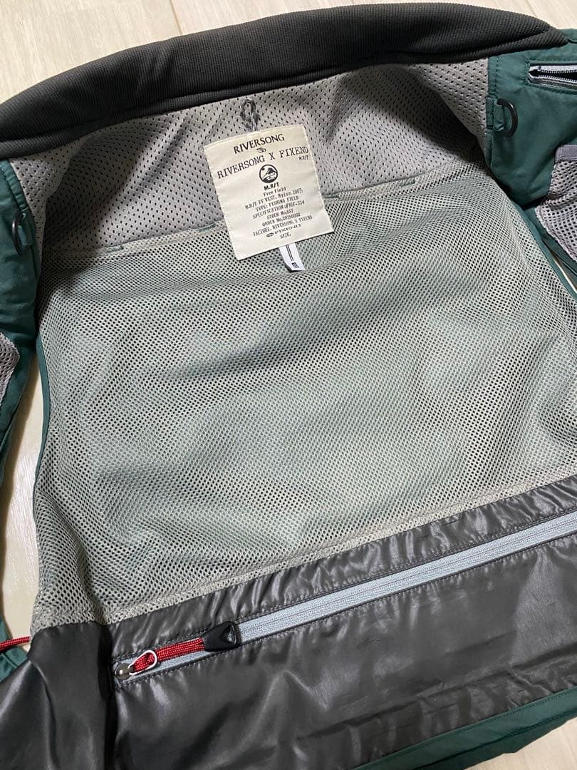 佐藤成史氏監修　フィクスエンド　ベスト　Mサイズ