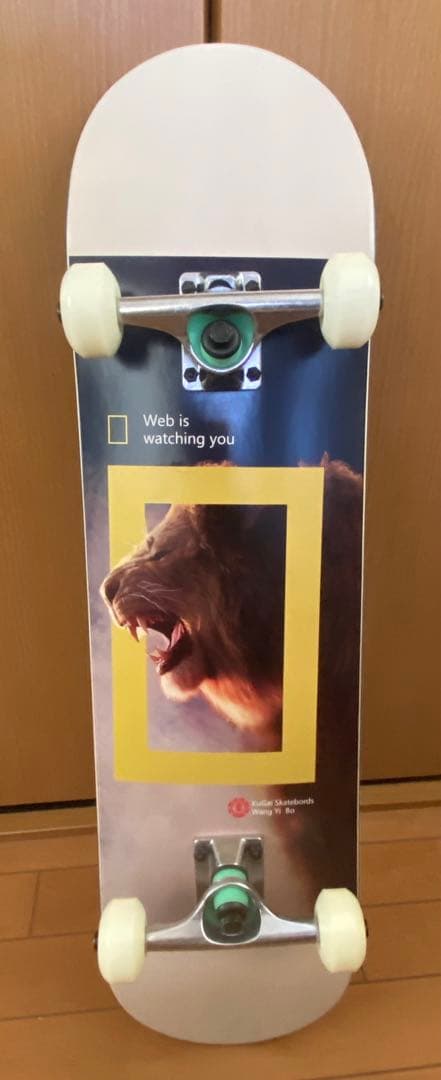 スケボー コンプリート スケートボード 完成品 8インチ