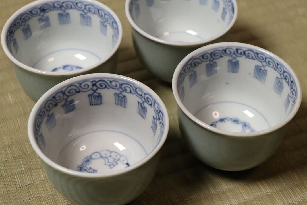 【CM78】古伊万里 青磁 染付 猪口 四客 陶芸 湯呑 酒器 小鉢 向付 懐石