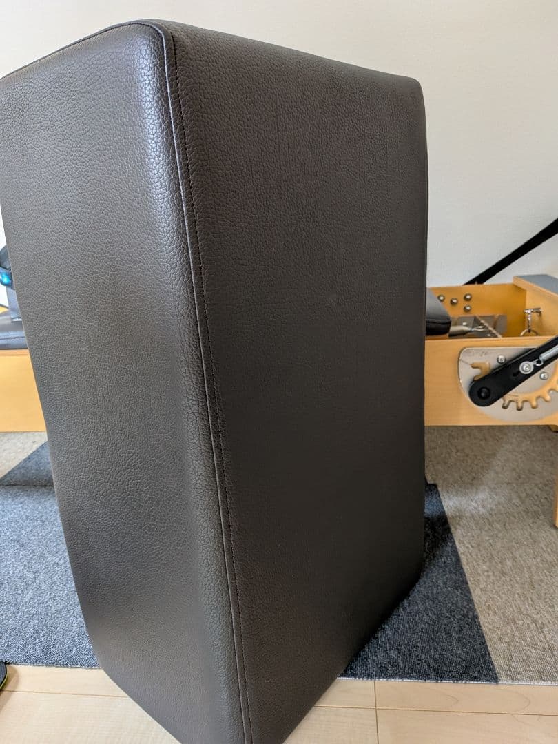 木製リフォーマー ピラティス用 MotionCarePilates