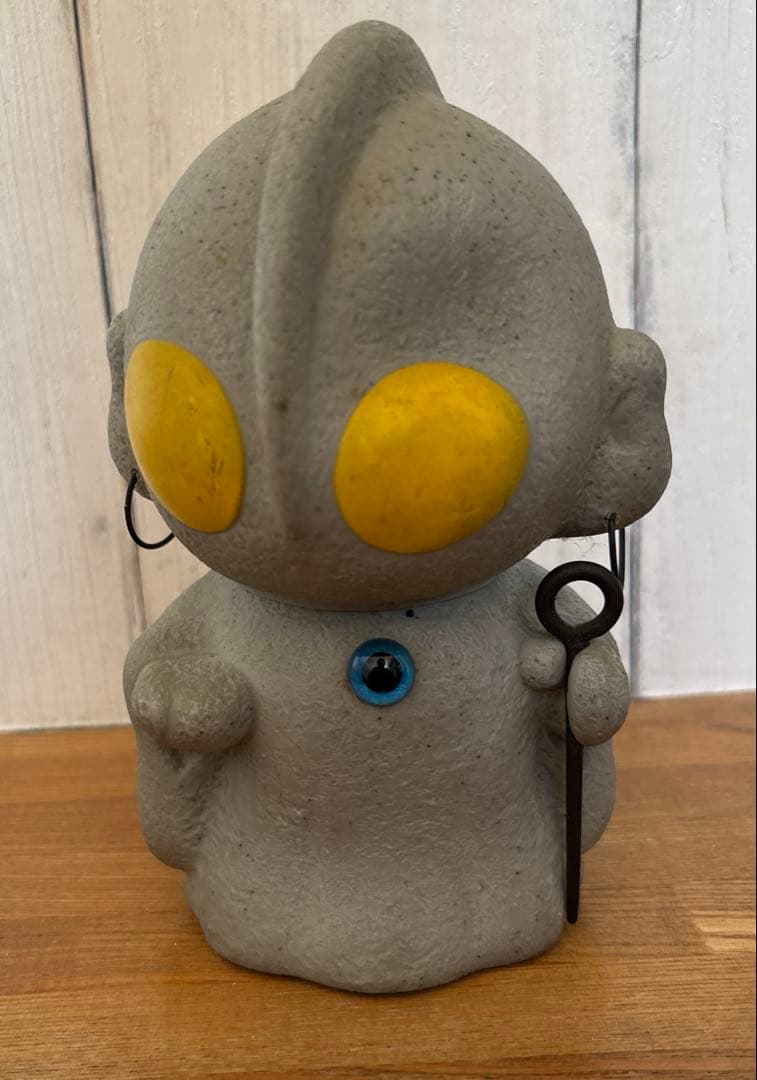 激レアウルトラマン お地蔵様 ソフビ 貯金箱
