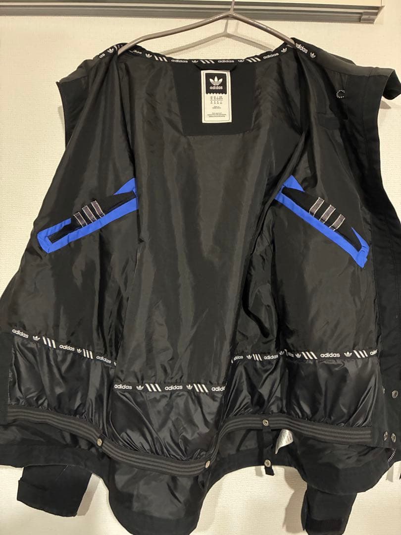 【希少】adidas スノーボードウェア ジャケット XS(実寸L〜XL相当)