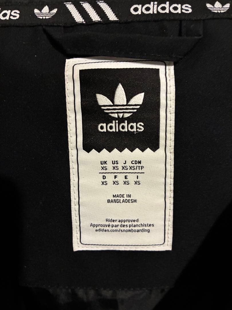 【希少】adidas スノーボードウェア ジャケット XS(実寸L〜XL相当)