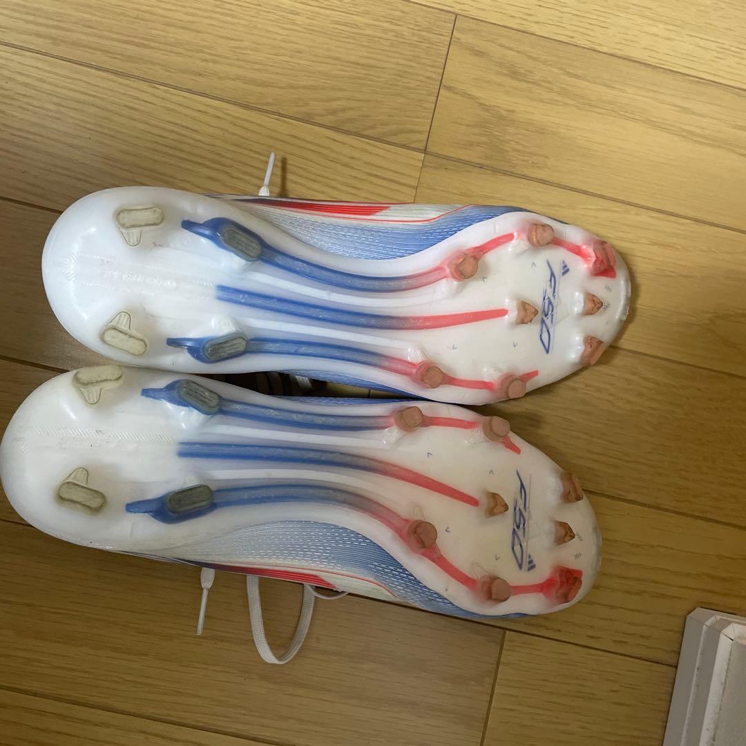 F50 ELITE FG / 天然芝用