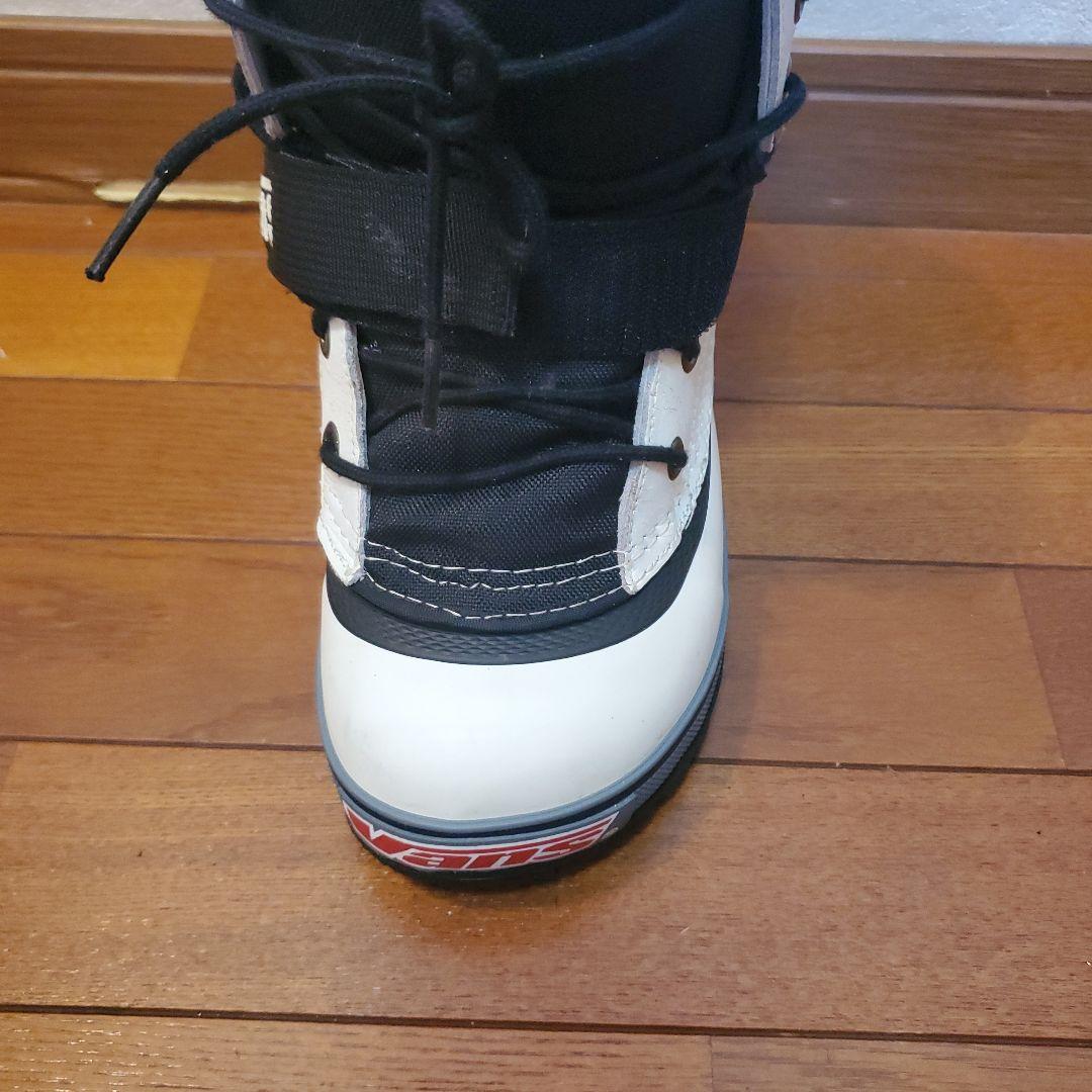 VANS　バンズ　スノーボードブーツ　紐タイプ