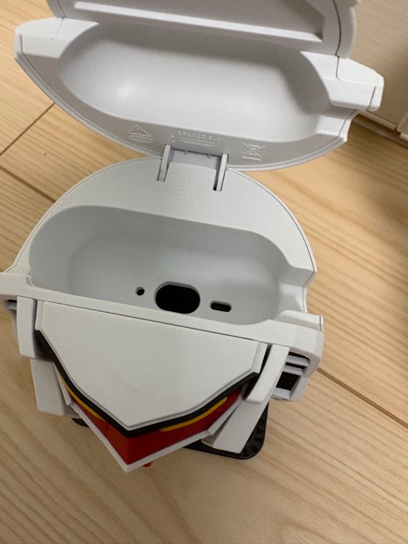 ガンダム CASETiFY AirPods Pro 2用ケース 箱無し