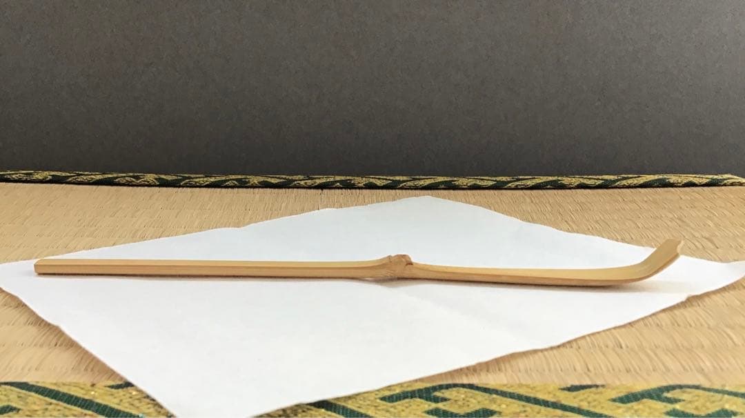 茶杓　葆光斎削　三十内　茶杓　銘　白雨ト云　妙玄斎書付　共筒　共箱　S60CS