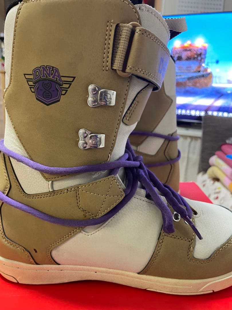 DEELUXE DNA 26.５センチ