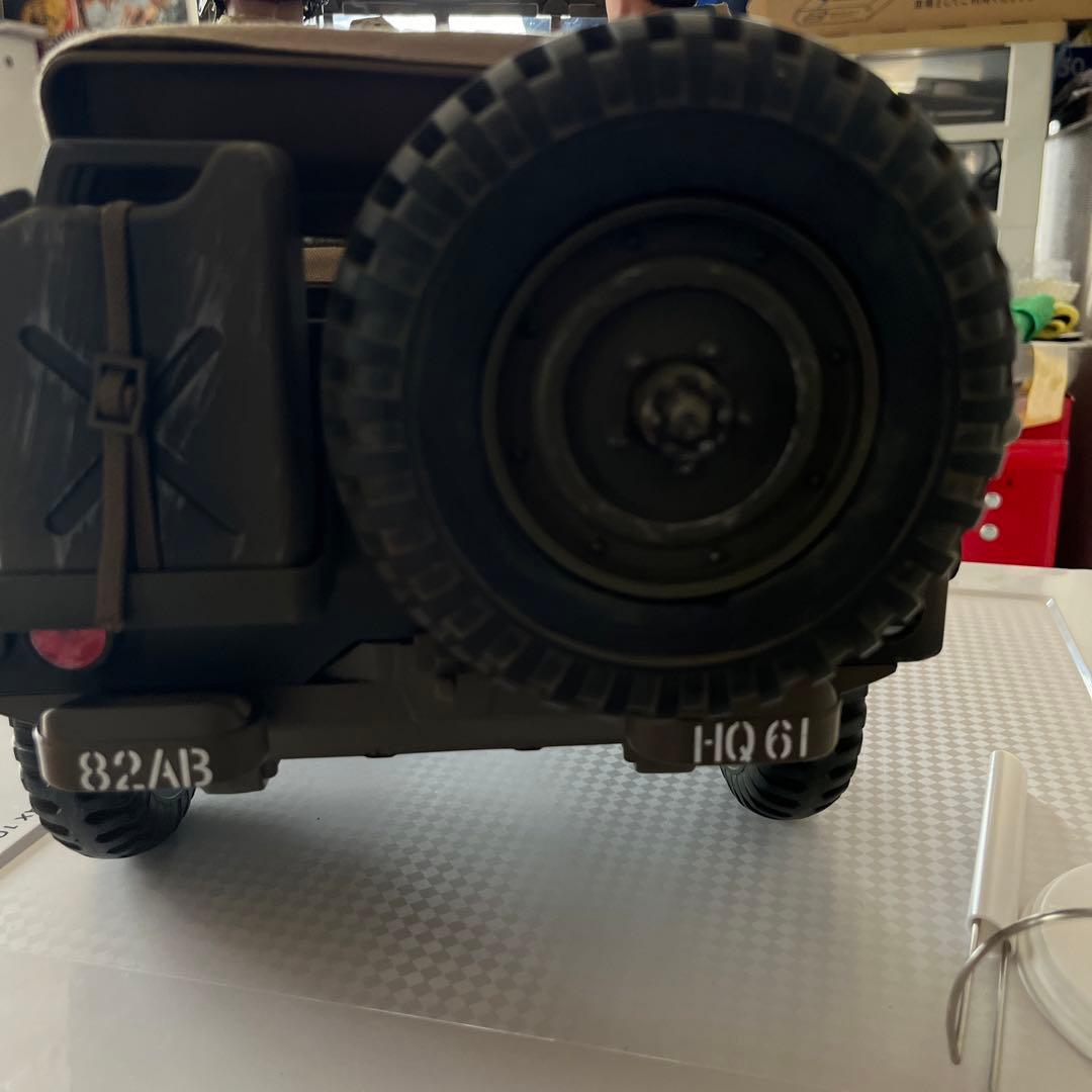 ウイルスジープ　1／6サイズ