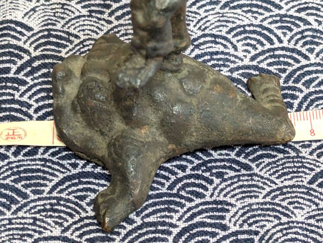 雷神三本脚蛙　唐物　縁起物　置物　　　　　骨董品　アンティーク　レトロ