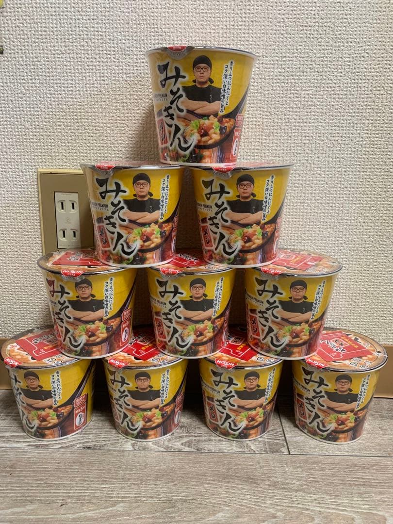 NISSIN みそきん濃厚味噌 22個ヒカキンカップ ラーメン&メシ