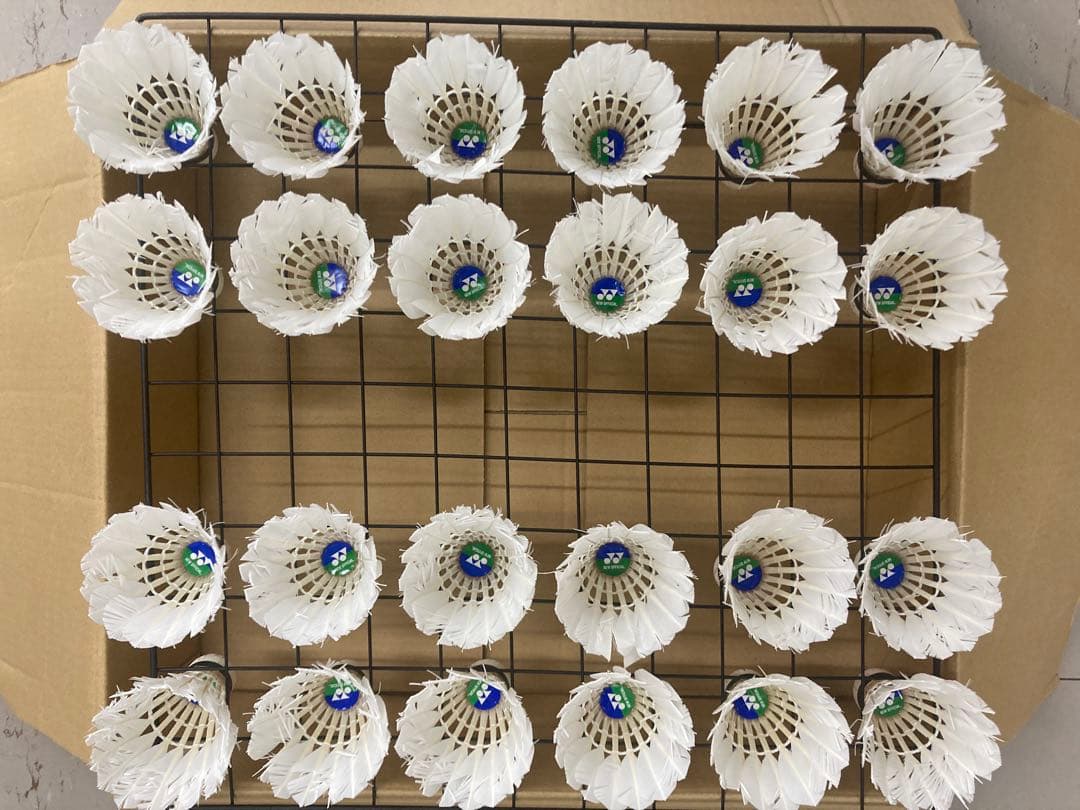 ニューオフィシャルなど　セミシャトル　120個