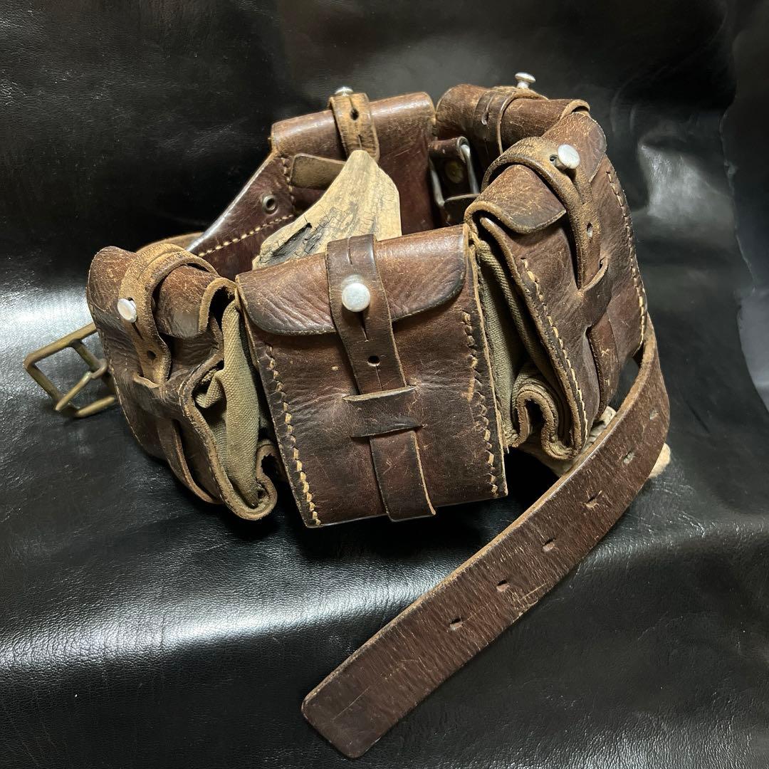 スウェーデン軍　5連　レザー　バンダリア　カオスポーチ