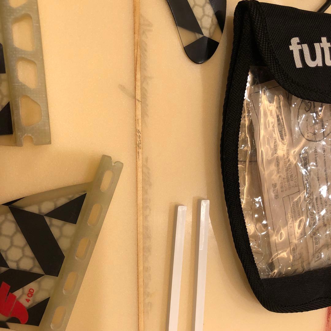 STYLISHサーフボード中古(着払い購入者様負担)クアッドフィン付、5プラグ