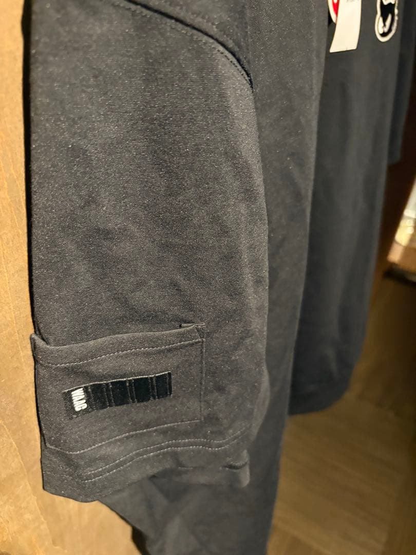 まめろん 新品未使用WAACオーバサイズスウェットシャツブラック