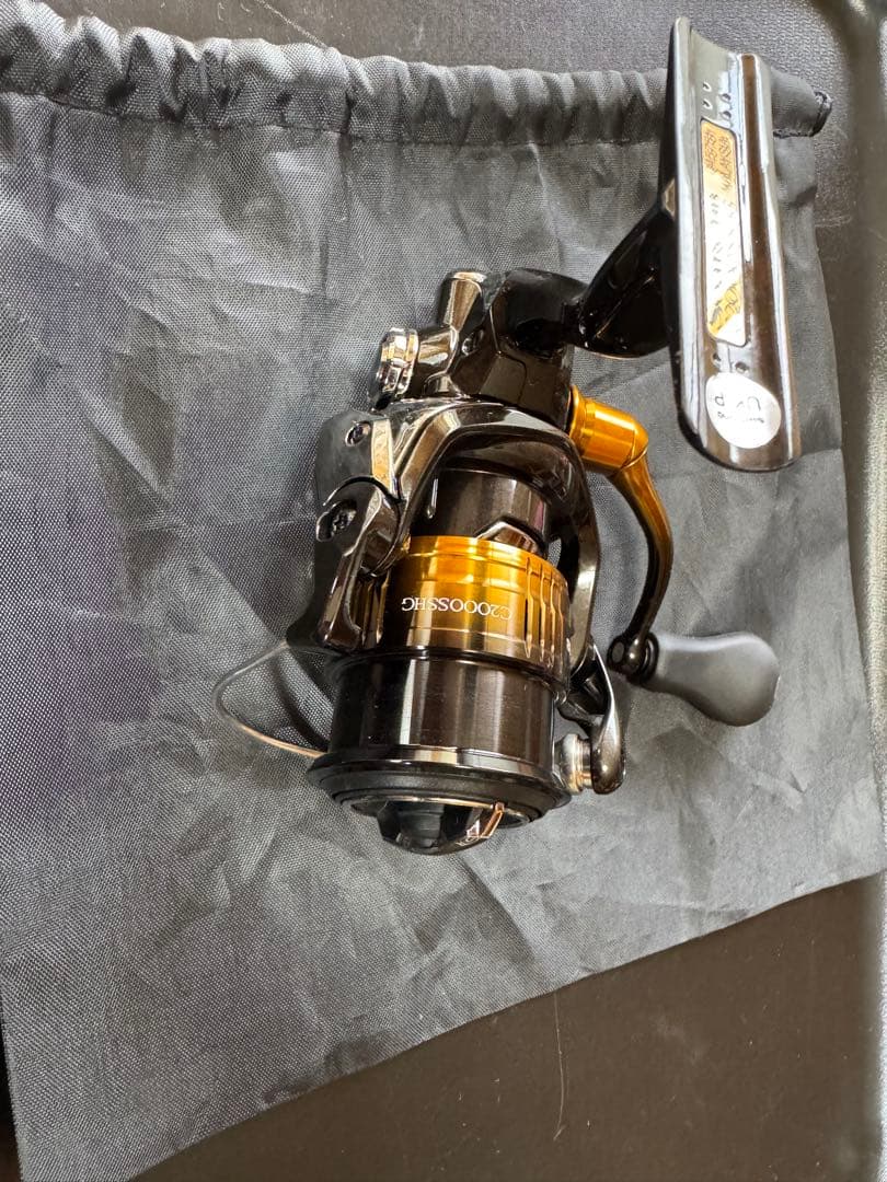 ヨッシー　シマノ　22ソアレBB C2000SSHG スピニングリール