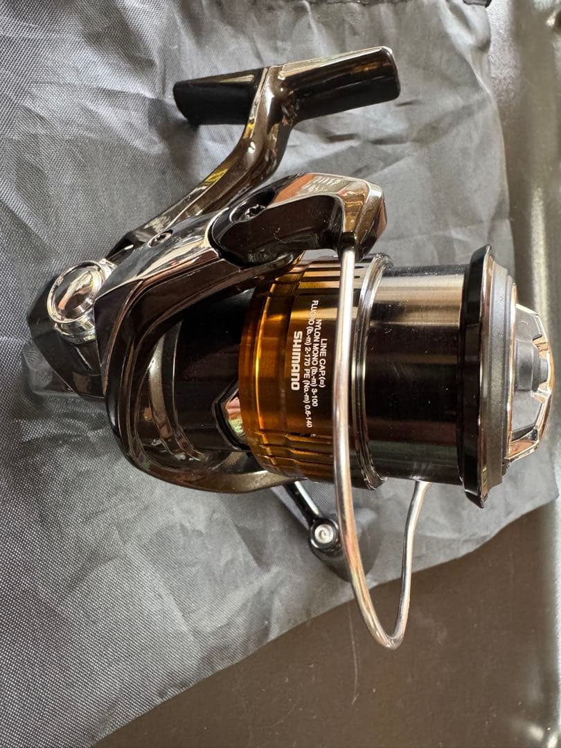 ヨッシー　シマノ　22ソアレBB C2000SSHG スピニングリール