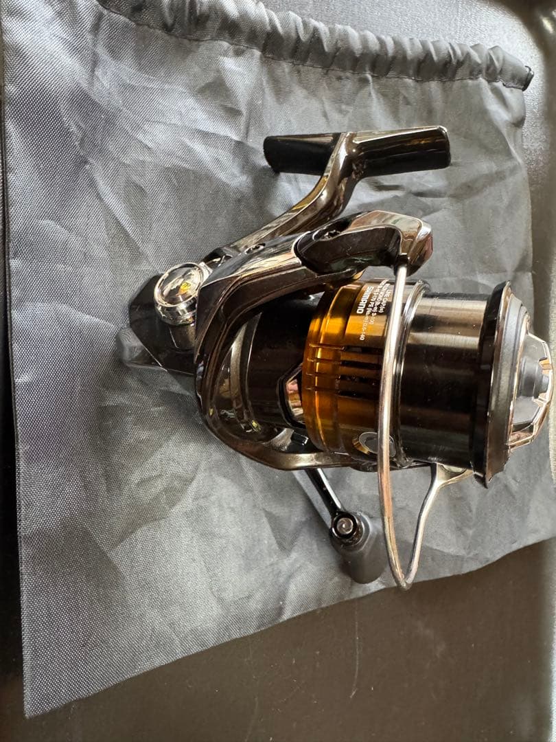 ヨッシー　シマノ　22ソアレBB C2000SSHG スピニングリール