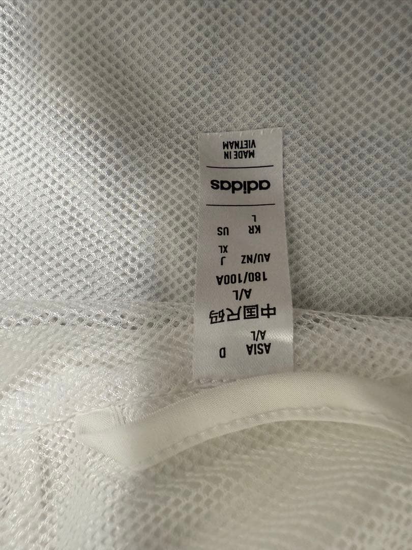 町田ゼルビア　選手支給品　ウィンドブレーカー XL ホワイト