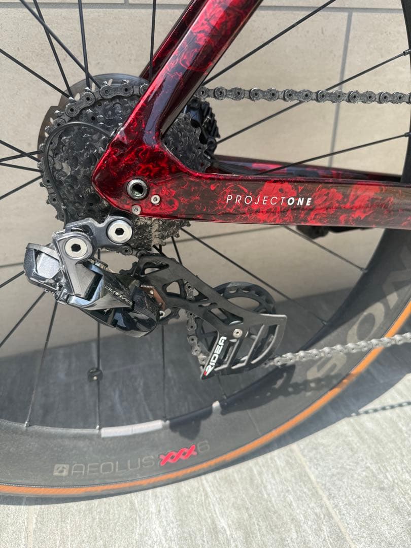 TREK MADONE SLR 9 Gen6 di2 プロジェクトワン 56