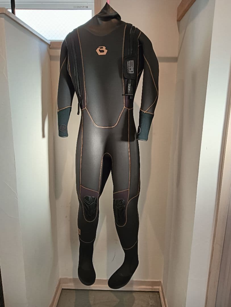 BEWET ドライスーツ　レディース