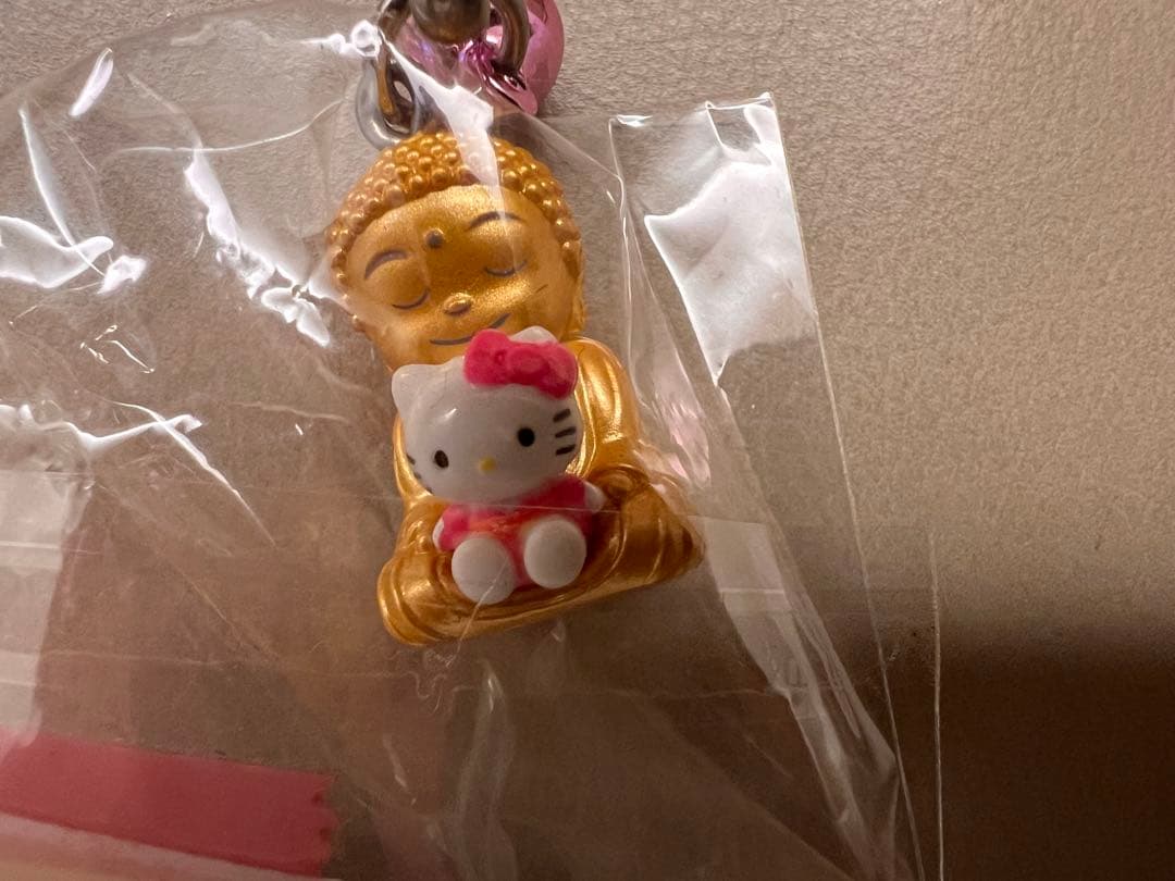 希少【ご当地キティ】鎌倉バージョン　大仏　根付け　ストラップ