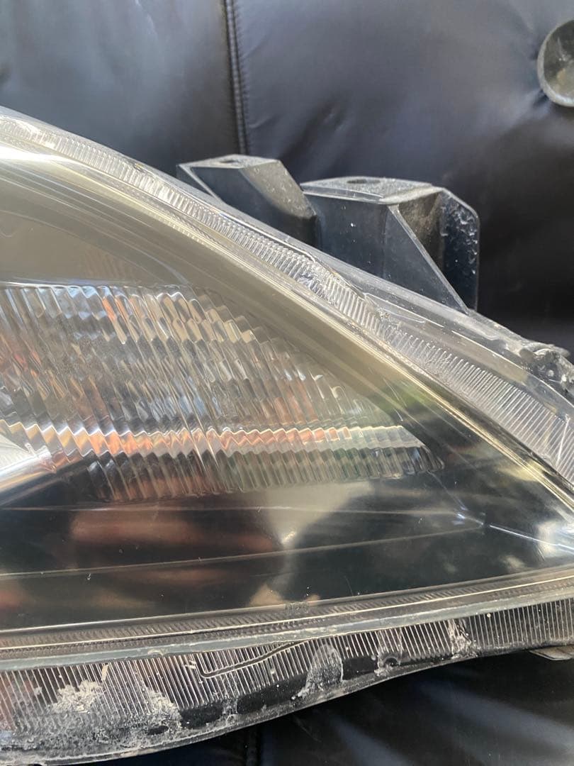 マツダ アクセラ（MAZDA3）純正ヘッドライト 左右セットです。