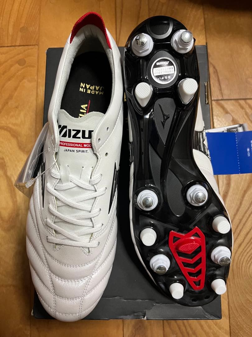 新品　大特価　ミズノ　モレリア NEO 4 JAPAN MIX 25.5cm