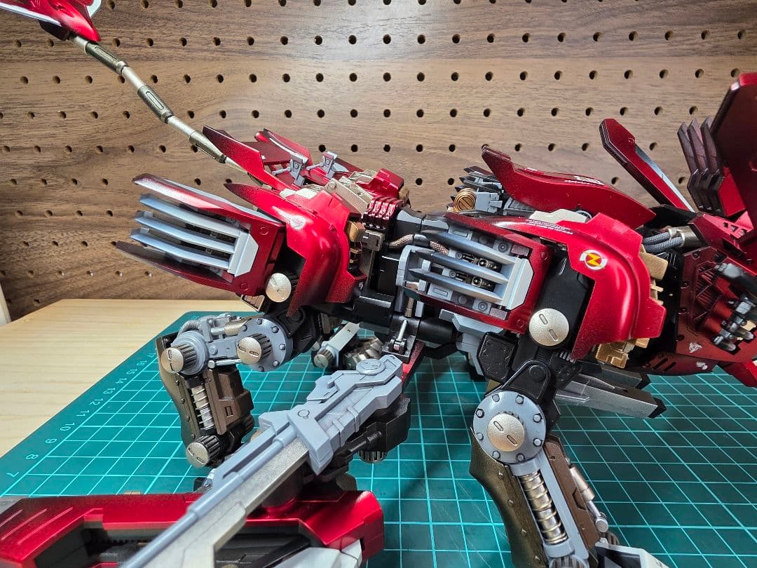 HMMゾイドブレードライガーキャンディ塗装