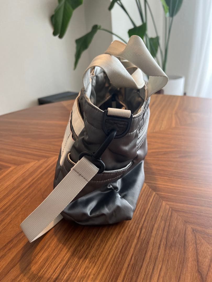 BRIEFING グレー ショルダーバッグ