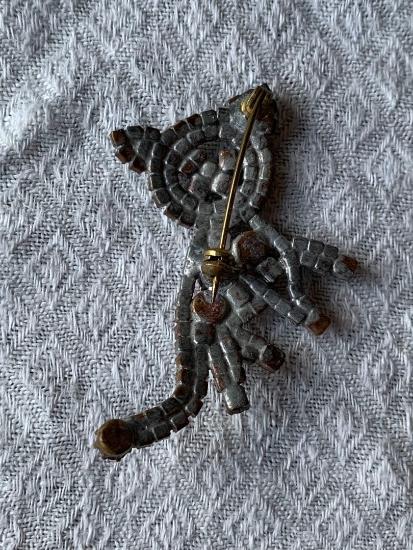 チェコガラスのブローチ ネコ キャット chat 猫