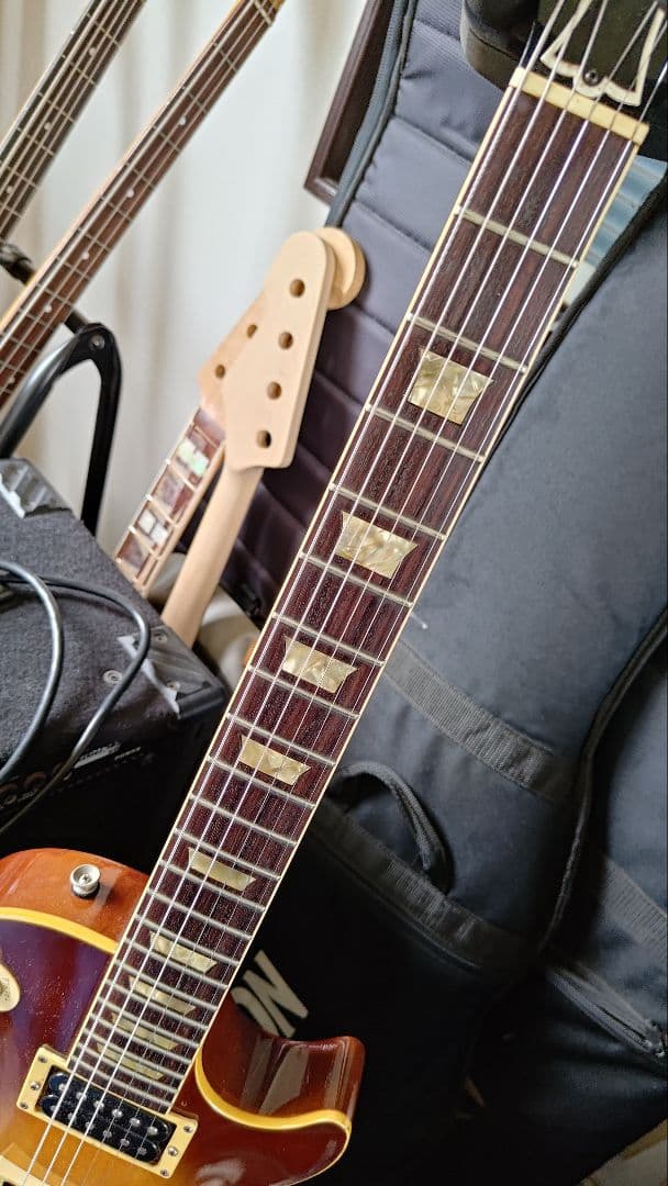 春日楽器　Heerby　レスポール