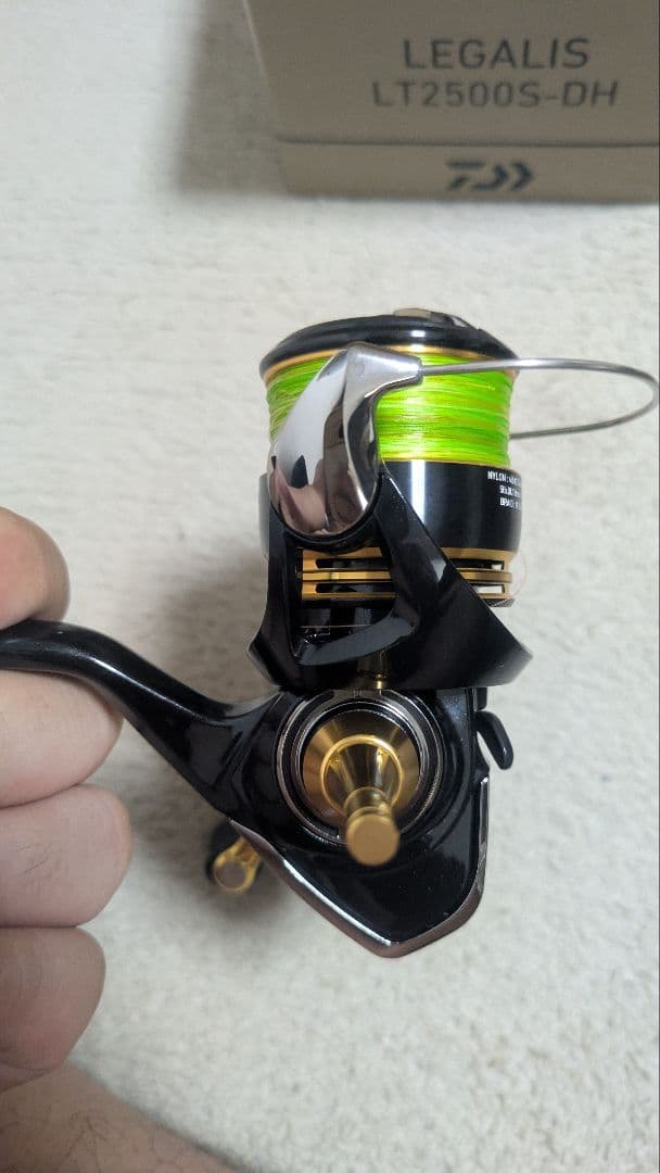 【新品同様】DAIWA 23レガリス LT2500S-DH