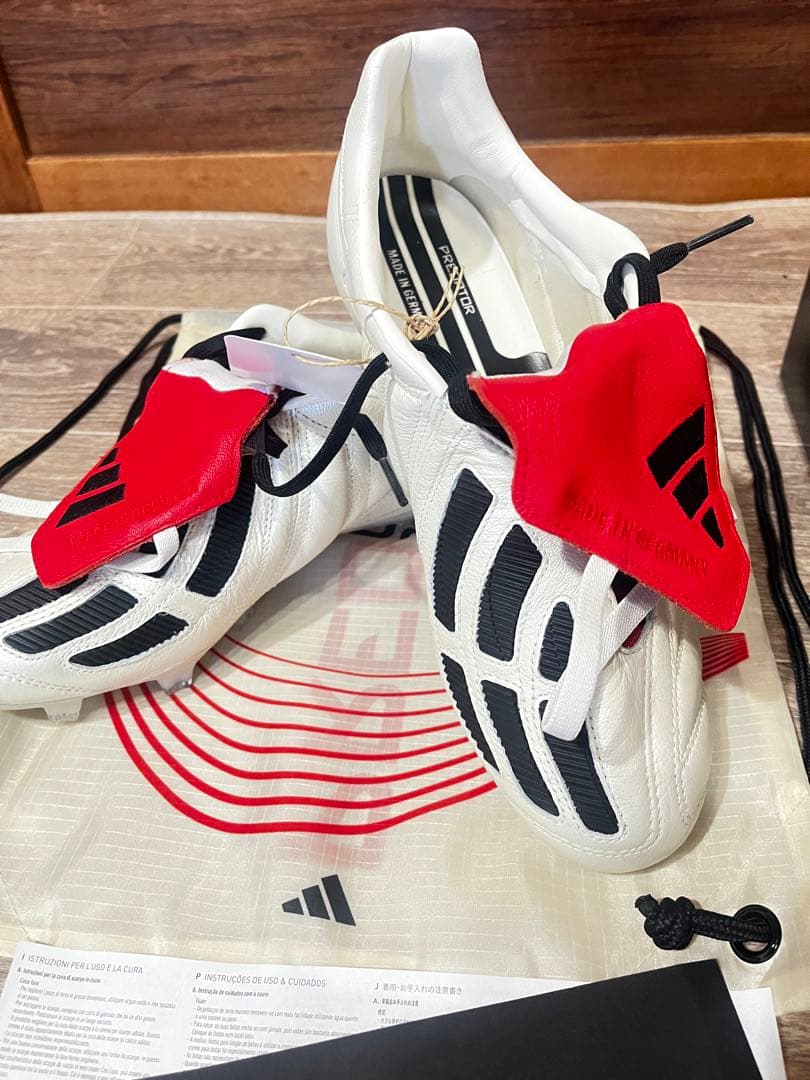 アディダスプレデター マニア FG 27cm Predaror Mania