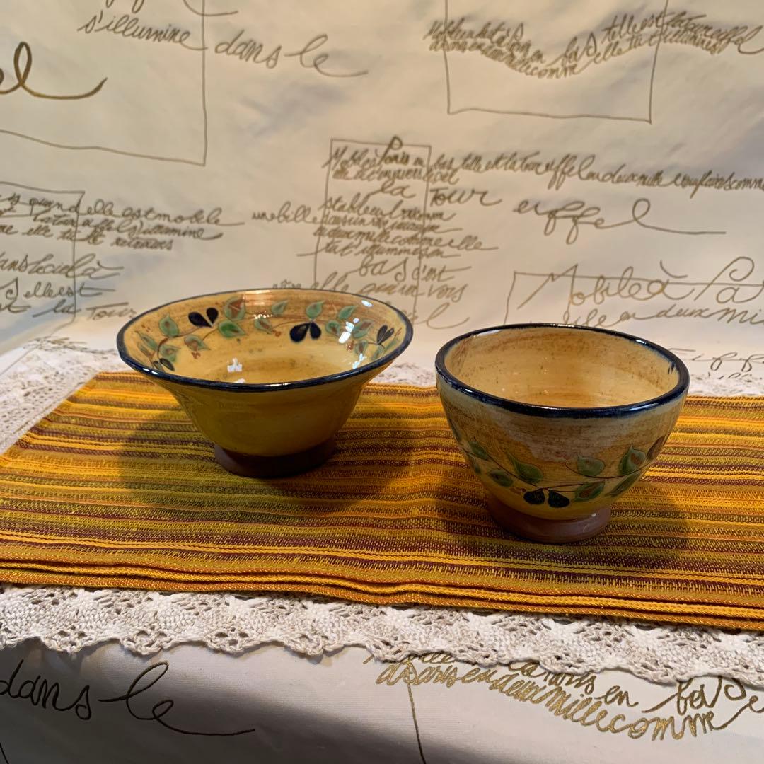 フランス製　プロバンスのビンテージの女性作家の素敵なオリーブ柄の小鉢2個セット！