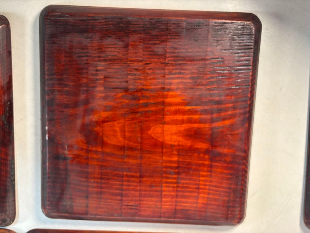 アンティーク　讃岐彫　古い松材のくり貫き角盆(四方盆)5枚セット