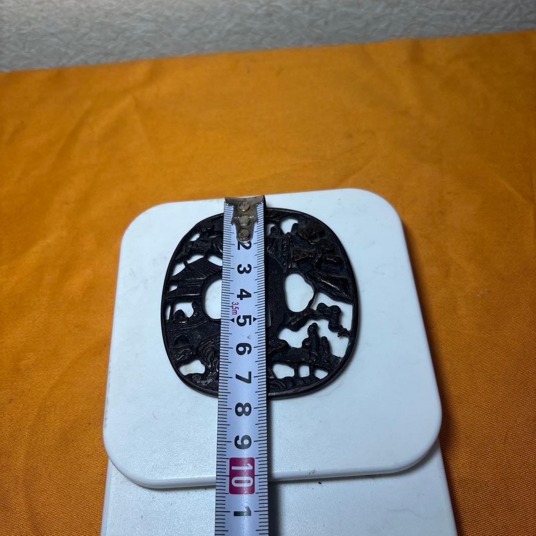 江州彦根住 藻柄子入道宗典製鍔 刀の鍔 鉄製 刀装具 時代物