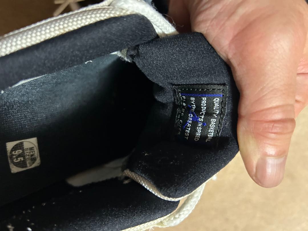 エアジョーダン11 Low ホワイト/ブラック