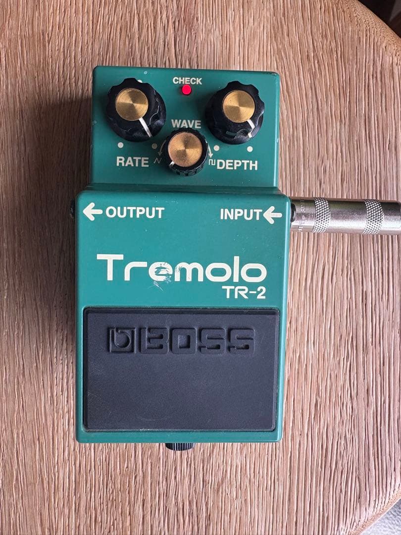 BOSS TR-2 Tremolo エフェクター