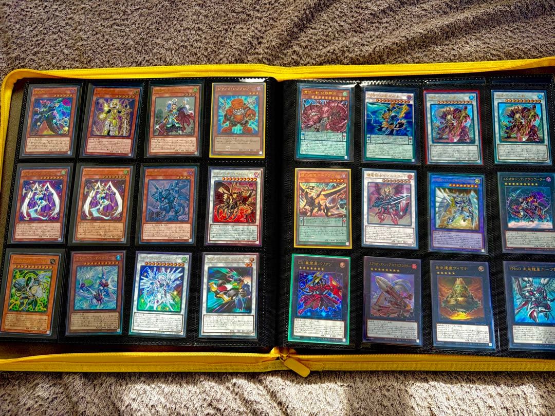 遊戯王　引退品　レリーフなど　435枚