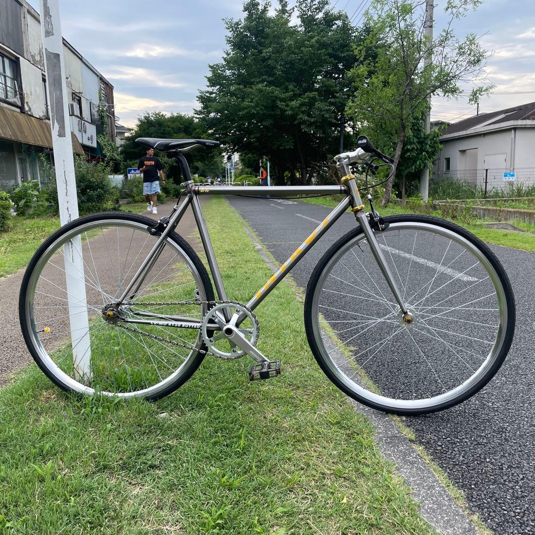 【完成車】INTRO7 クロモリフレーム ローカラー シングルギア ピスト