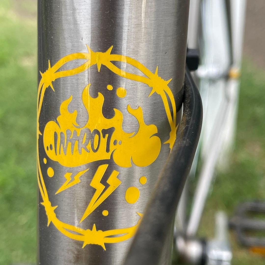 【完成車】INTRO7 クロモリフレーム ローカラー シングルギア ピスト