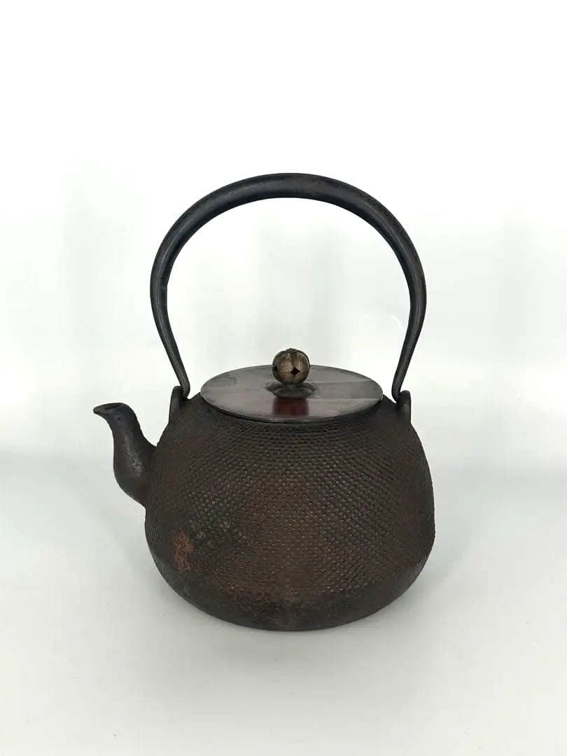 「セール中！」　龍文堂　鉄瓶　時代物　煎茶道具　南部鉄瓶　宝珠型