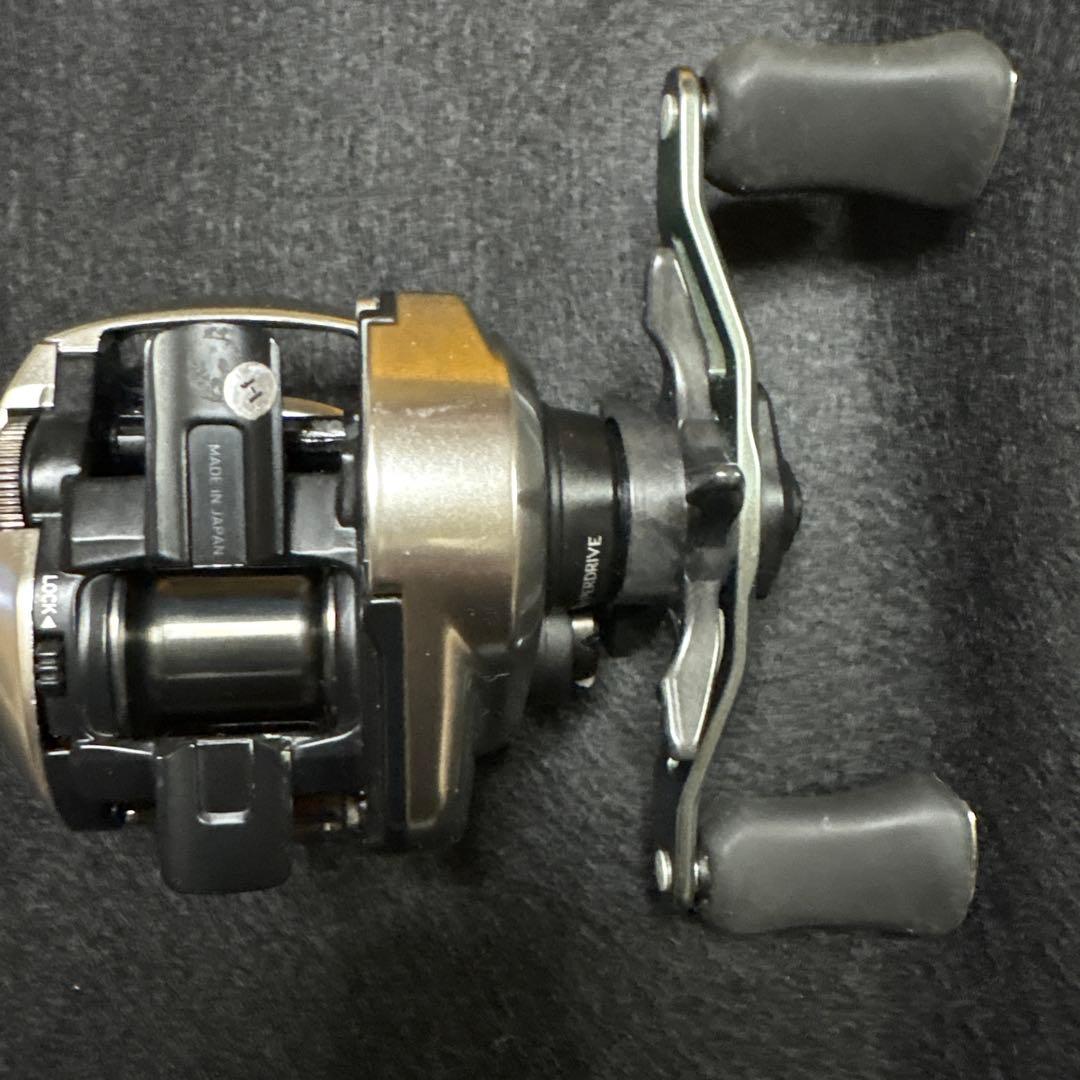 ダイワ　21 ジリオンsv tw 1000XHL 左ハンドル　ギア比⒏5