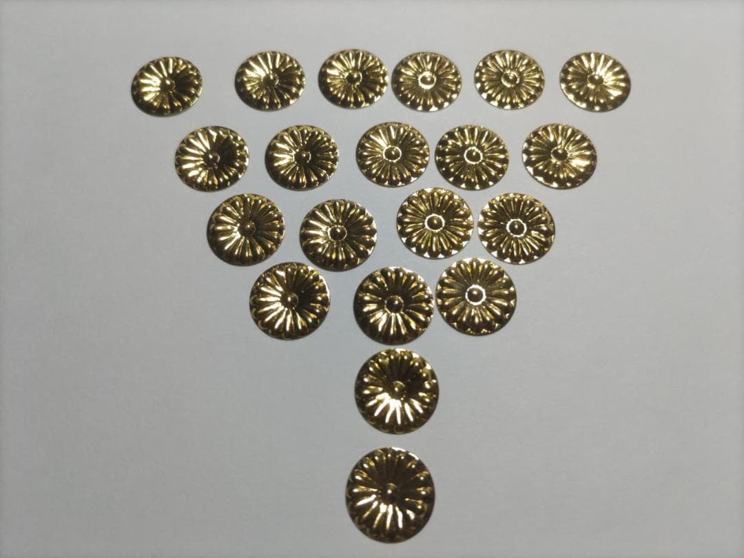 特別！★☆直径15ｍｍ【菊紋金具】５分 x 100枚　神輿、神殿、真鍮金具