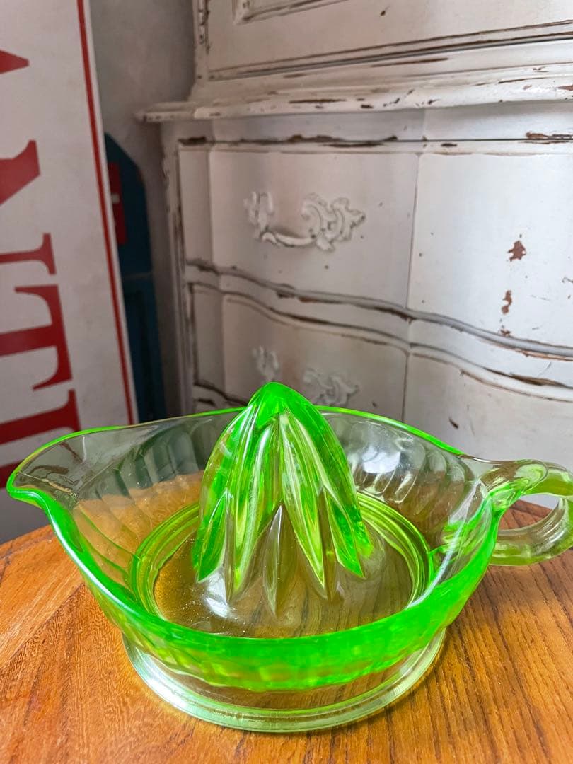 アンティーク　ディプレッション　グラス　マッキー社　ウラン　ガラス　リーマー