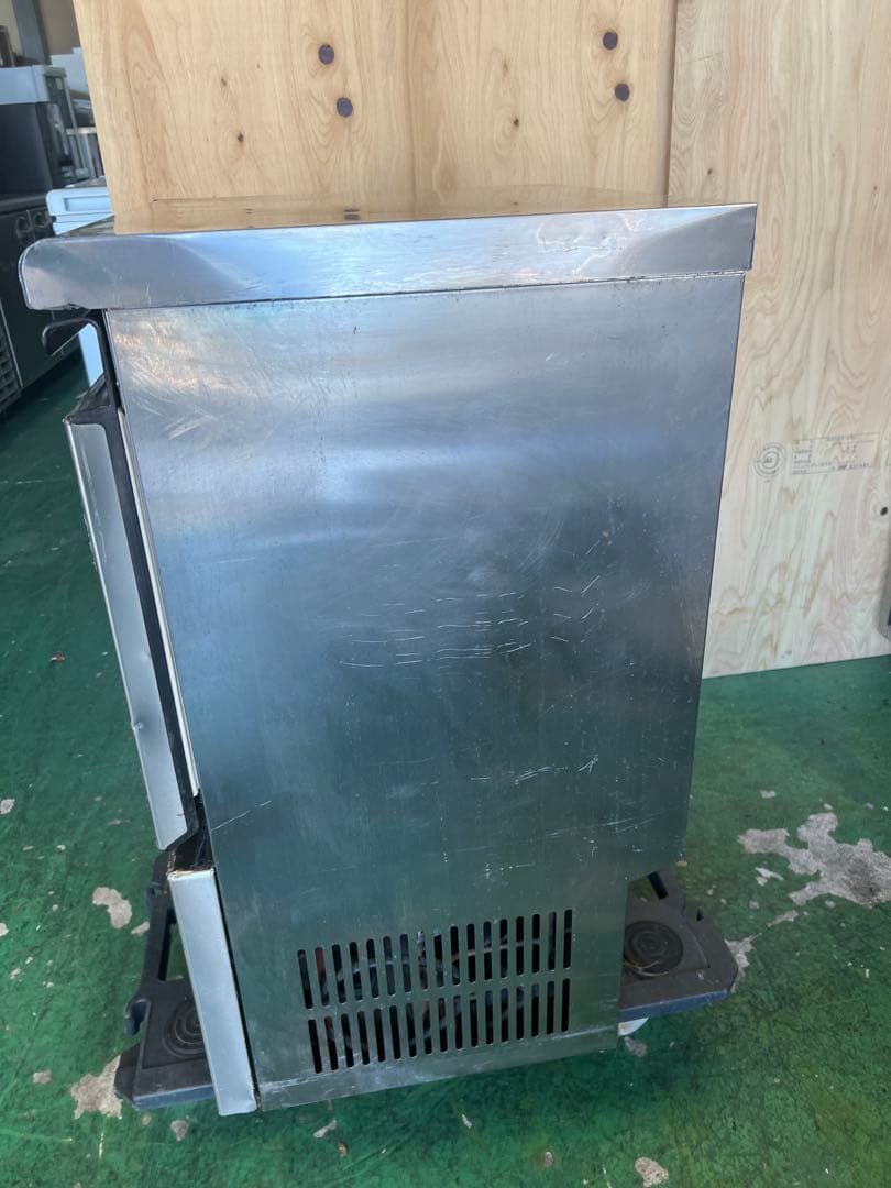 2011年 ホシザキ製氷機35kg